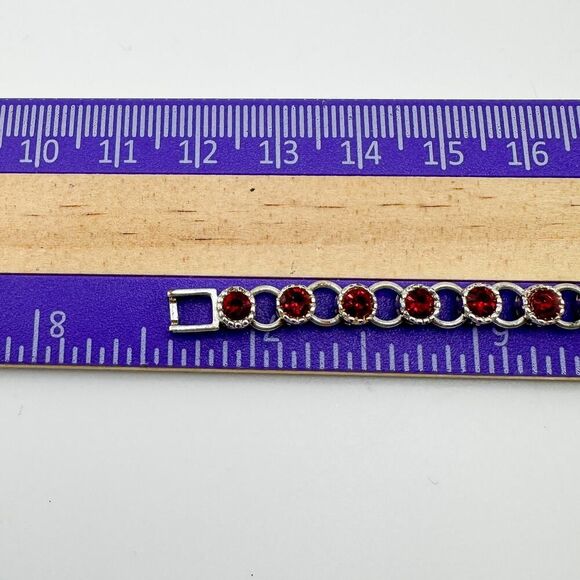 Vintage Avon Red Rhinestone Tennis Bracelet Retro Glam Timeless Formal - Picture 10 of 10